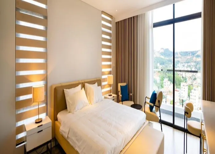 20 Ngủ Siêu Vip Trung Tâm Bãi Cháy Villa Hạ Long