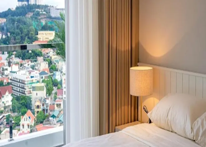 Villa 20 Ngủ Siêu Vip Trung Tâm Bãi Cháy